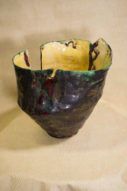 Large ceramic vessel