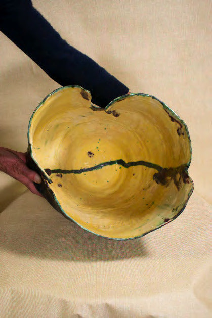 Large ceramic vessel